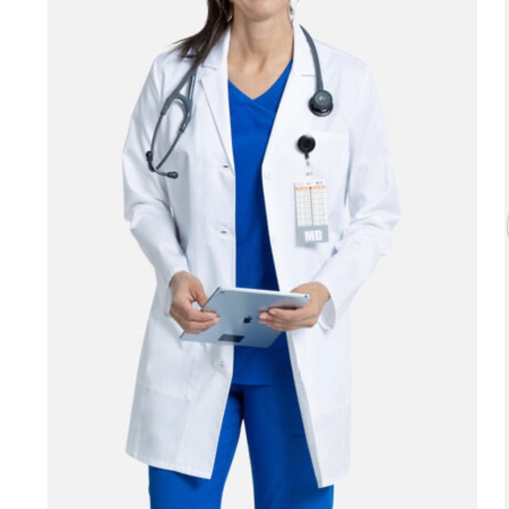 NWOT Cherokee Women's 33" Consultation Lab Coat